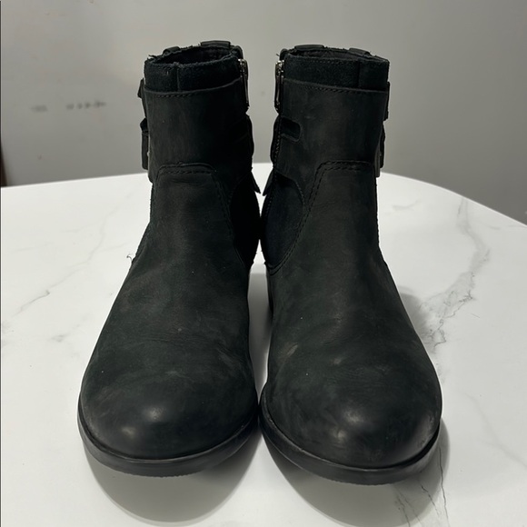 Sorel Women's Black Ankle Boots - Picture 2 of 5
